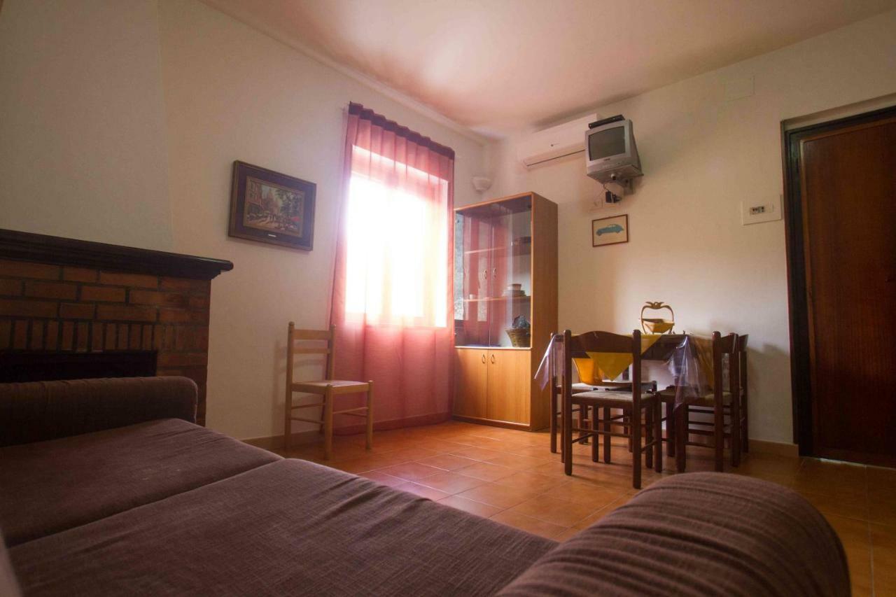 Village Valle D'Oro Aparthotel San Menaio Zewnętrze zdjęcie