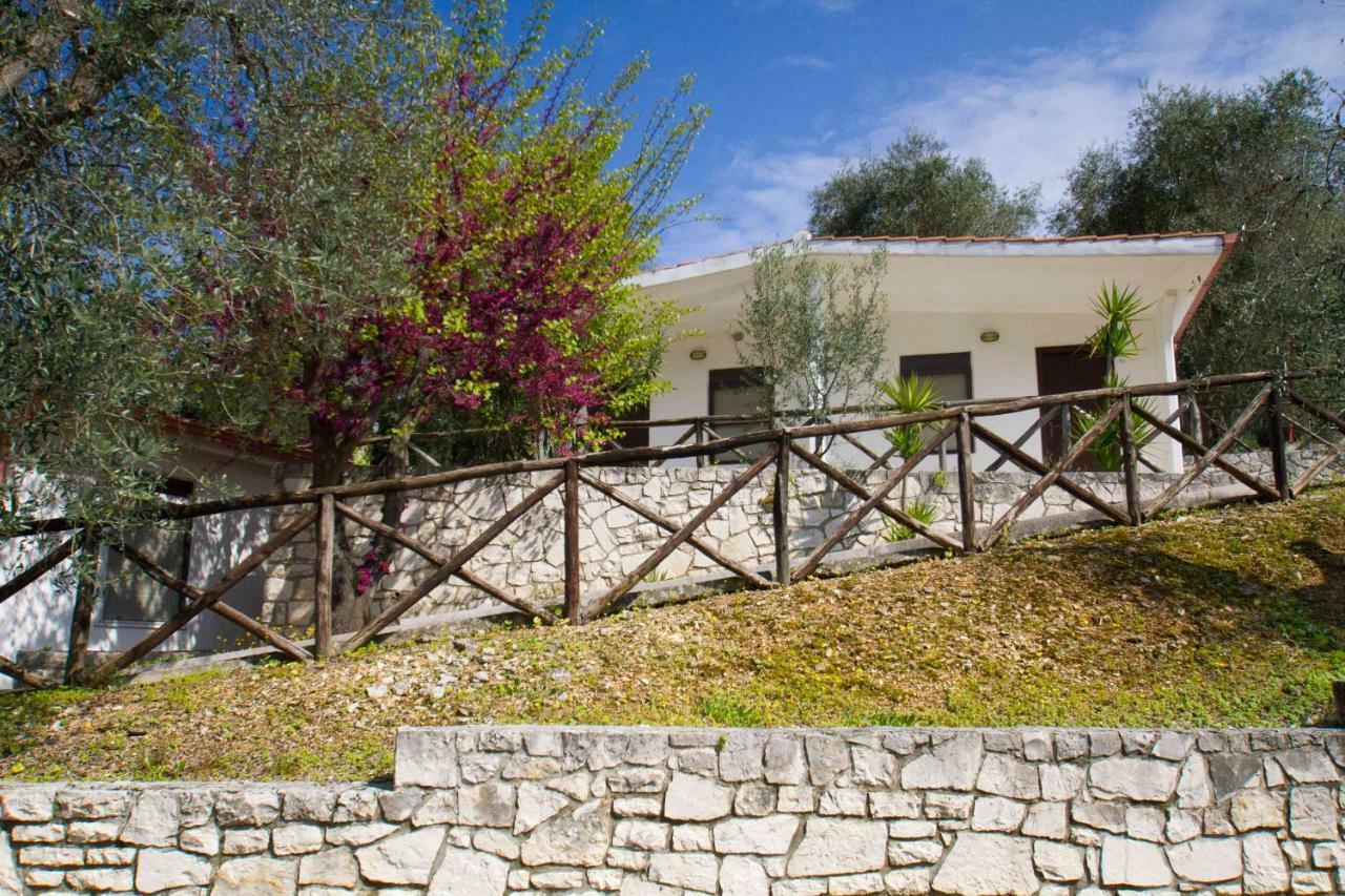 Village Valle D'Oro Aparthotel San Menaio Zewnętrze zdjęcie